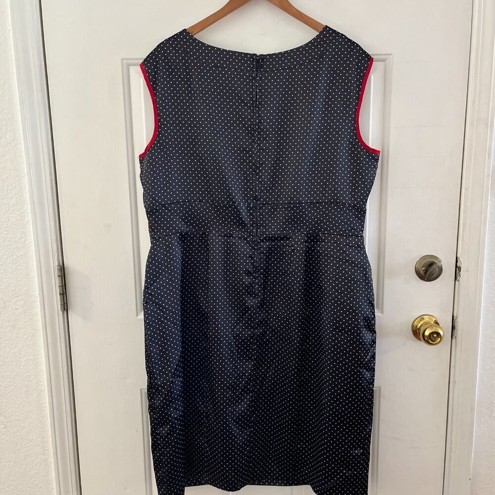 Torrid Retro Chic Woman's Plus-Size Black/White Nostalgic Rockabilly Dress Sz 18 - Picture 5 of 10